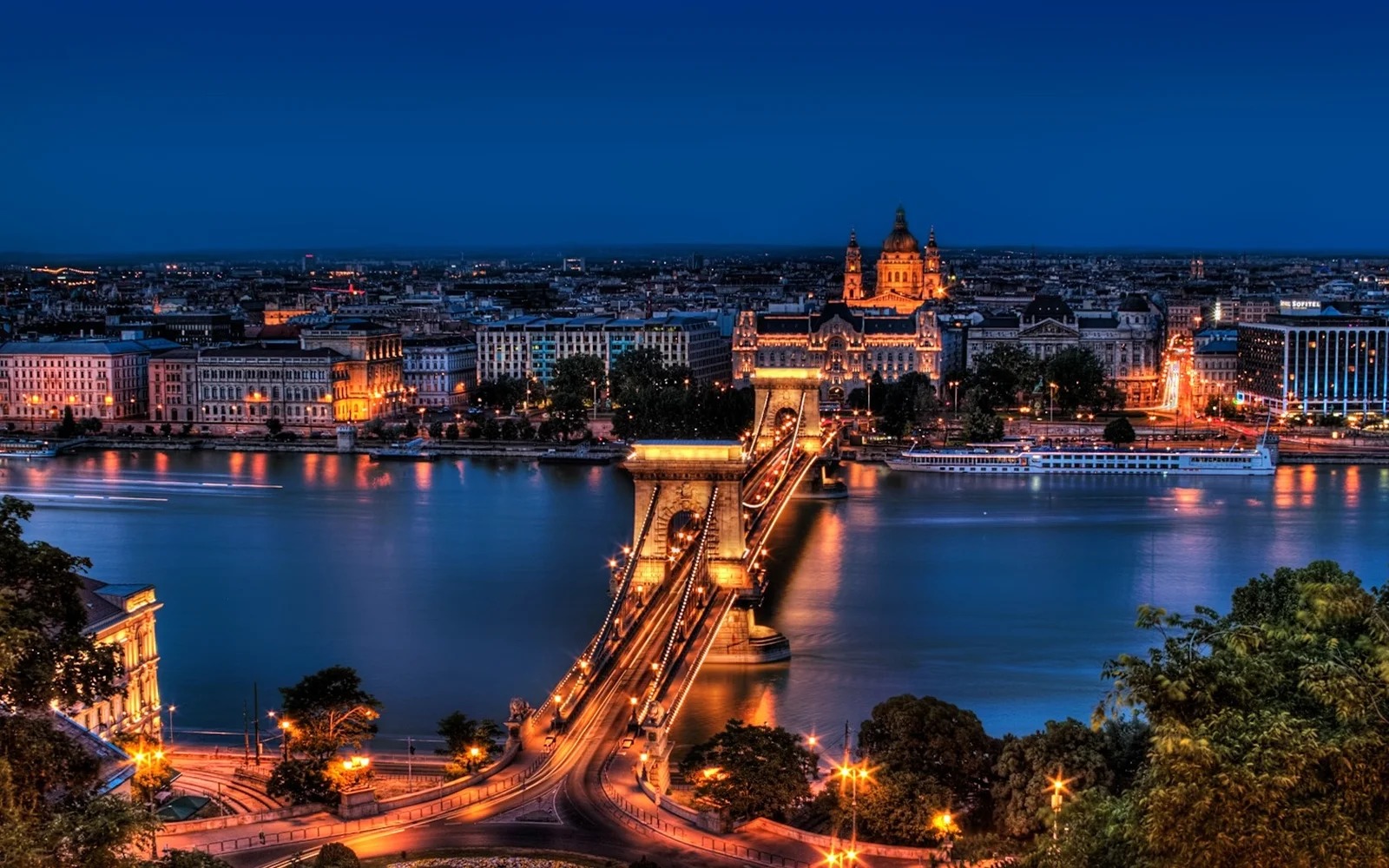 Skyline — Ambiance Urbaine