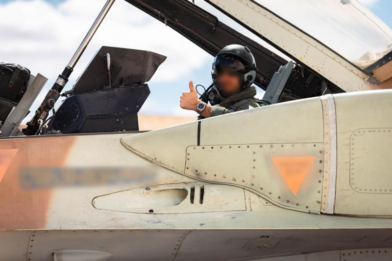 Image for the Tweet beginning: 🔴 Plus de 1 200