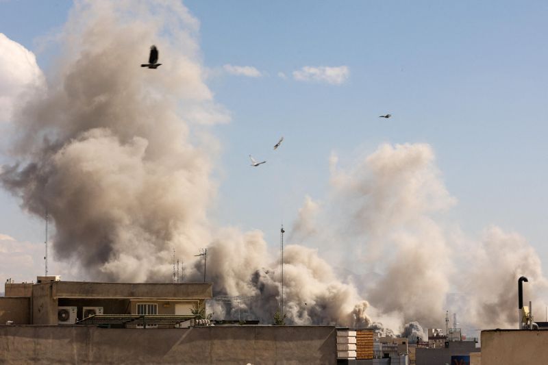 Image for the Tweet beginning: Israël exhorte les Iraniens à