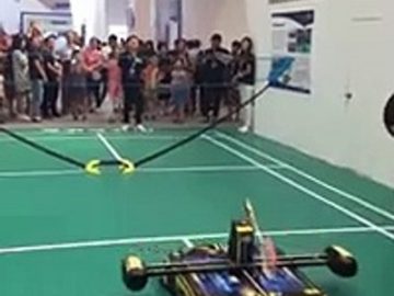 Robot-badminton