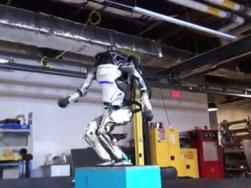 Robot-Boston